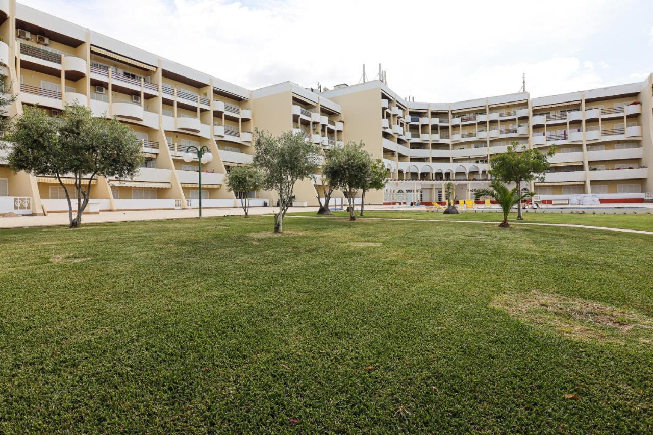 Apartamento Palmeira Gale - Beach - Pool - By Bedzy Albufeira Zewnętrze zdjęcie
